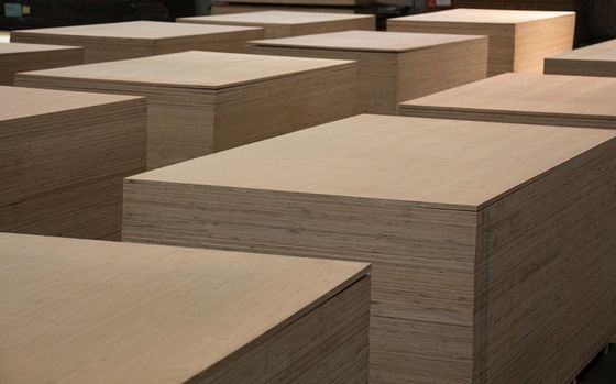 Top A Engineered Wood Veneer Cuci Apricot Hitam Crown Grain Warna Gelap Untuk Dekorasi Lemari Hotel