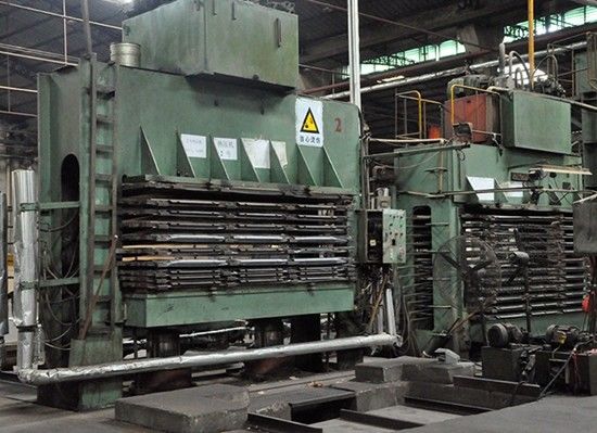 Fancy Wood Veneer Santos Rosewood Man-made Veneer Sheet 2050-3200mm Untuk Alat Musik China Factory