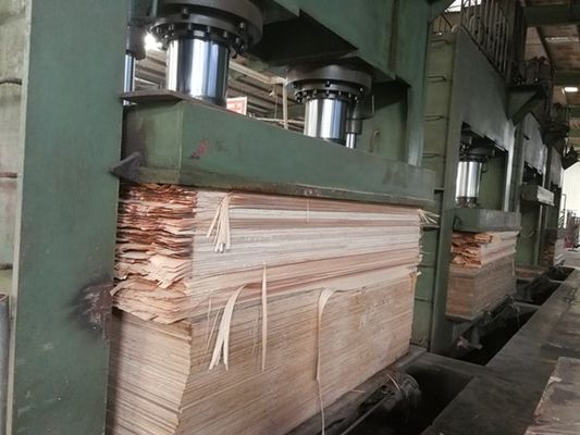 Fancy Wood Veneer Santos Rosewood Man-made Veneer Sheet 2050-3200mm Untuk Alat Musik China Factory