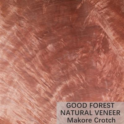 Warna Makore Natural Wood Veneer Crown Cut Grain Layanan Disesuaikan