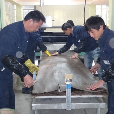 Furnir Kayu Oak buatan manusia 0.15-0.55 mm Ketebalan Disesuaikan Untuk Hotel Dan Dekorasi Rumah Cina Membuat