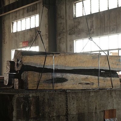 Veneer Veneer Kayu Alami Amerika yang Disesuaikan, Potong Kuartal / Butir Lurus Dicelup Asap Untuk Dekorasi Hotel