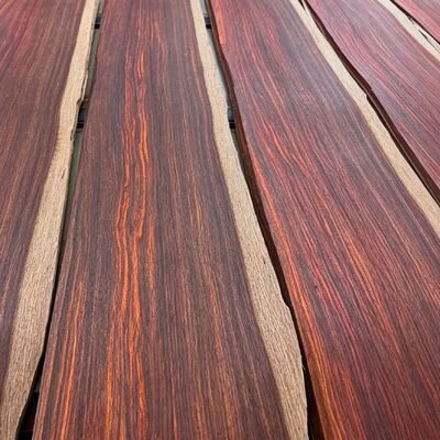Vibrant Iridescent Plant Dyeed Natural Wood Veneer, Sustainable Eco-Friendly Decorative Wood Veneer untuk Desain Perabotan Interior Mewah